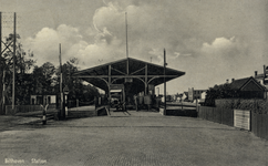 16477 Gezicht op het N.S.-station Bilthoven (gemeente De Bilt) uit het noordoosten.